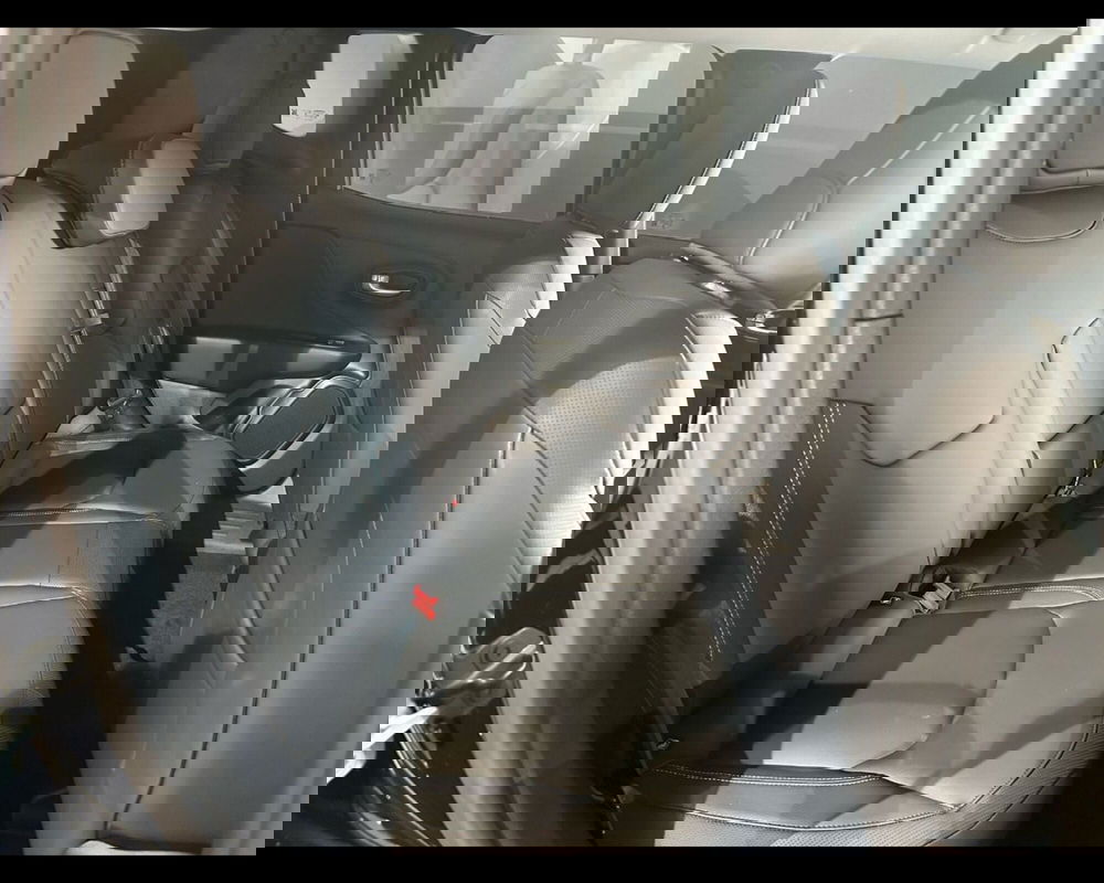 Jeep Renegade nuova a Alessandria (9)