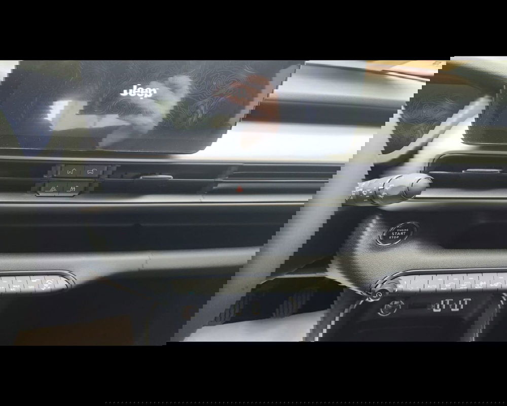 Jeep Avenger nuova a Alessandria (12)