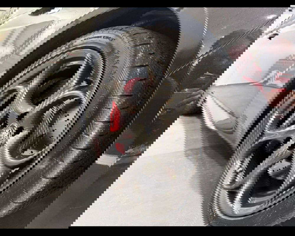 Alfa Romeo Giulia usata a Imperia (14)