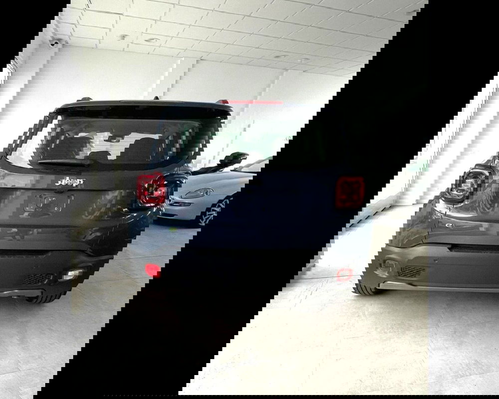 Jeep Renegade nuova a Imperia (4)