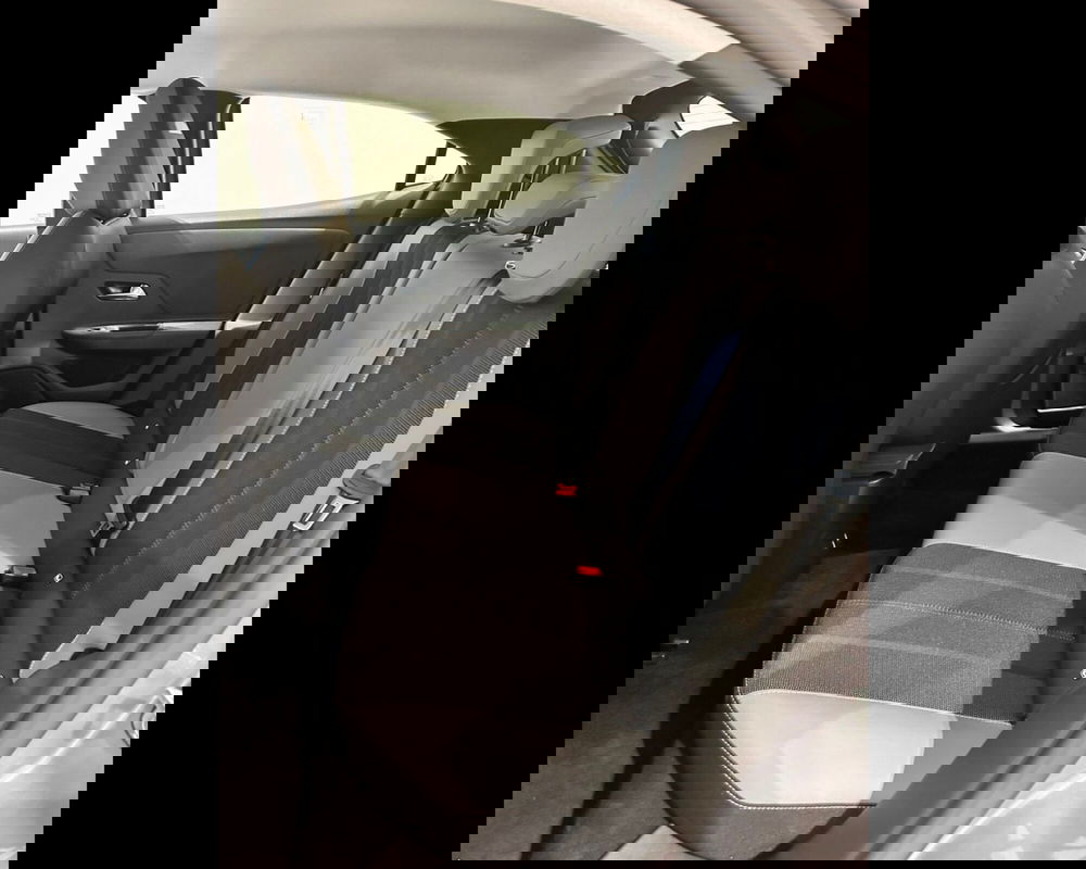 Opel Mokka nuova a Imperia (17)