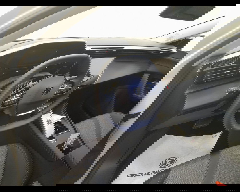 Peugeot 408 nuova a Imperia (10)