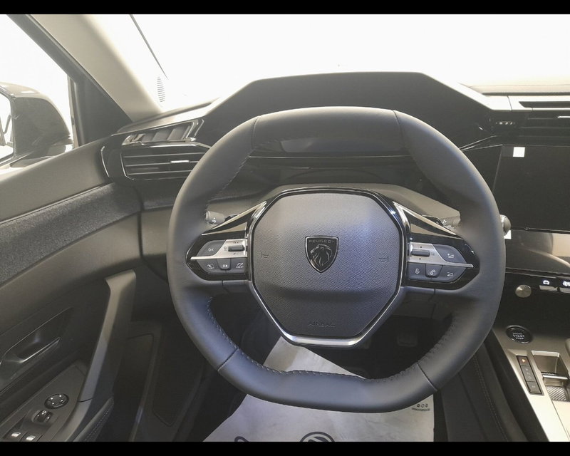 Peugeot 408 nuova a Imperia (12)