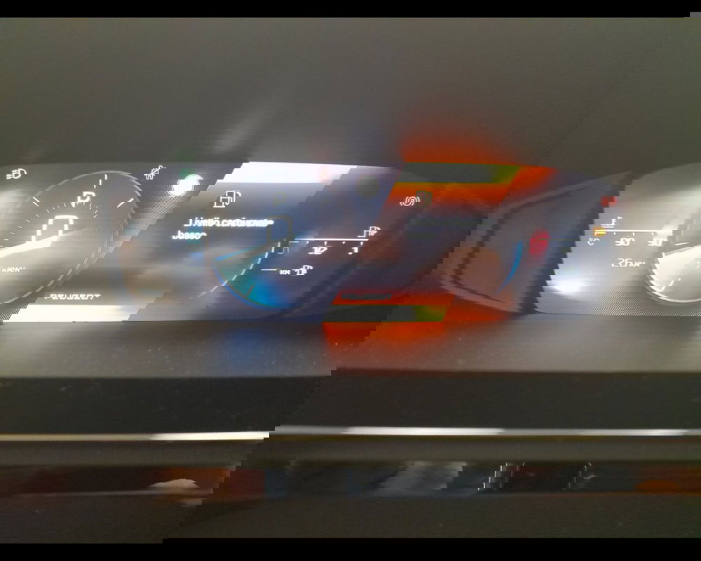 Peugeot 408 nuova a Imperia (13)