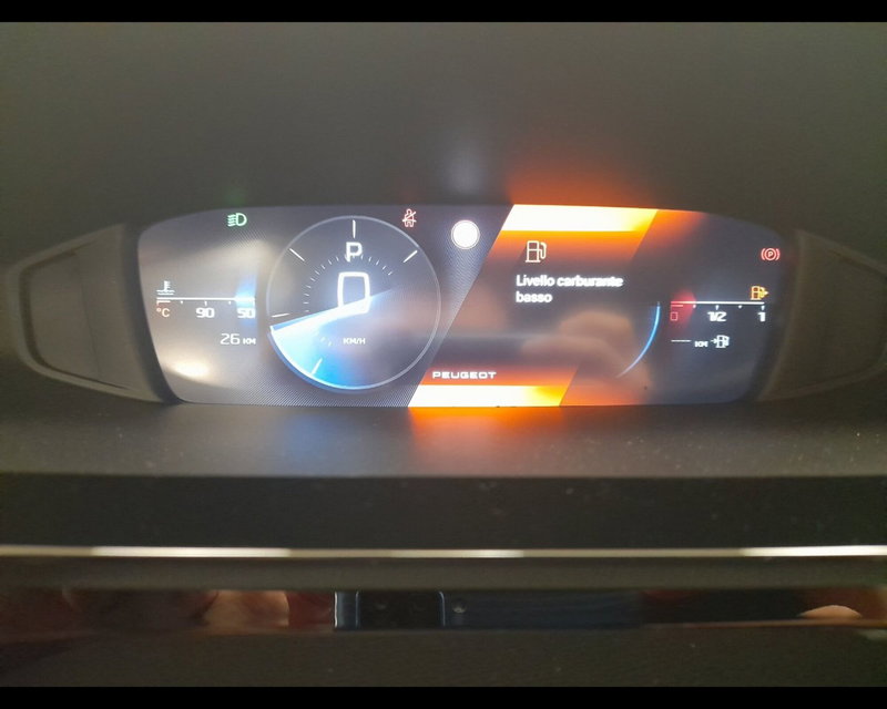 Peugeot 408 nuova a Imperia (13)