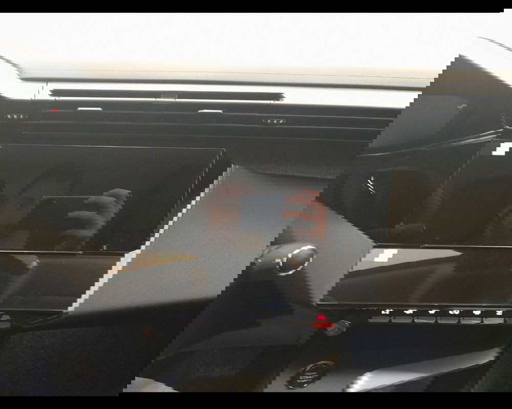 Peugeot 408 nuova a Imperia (14)