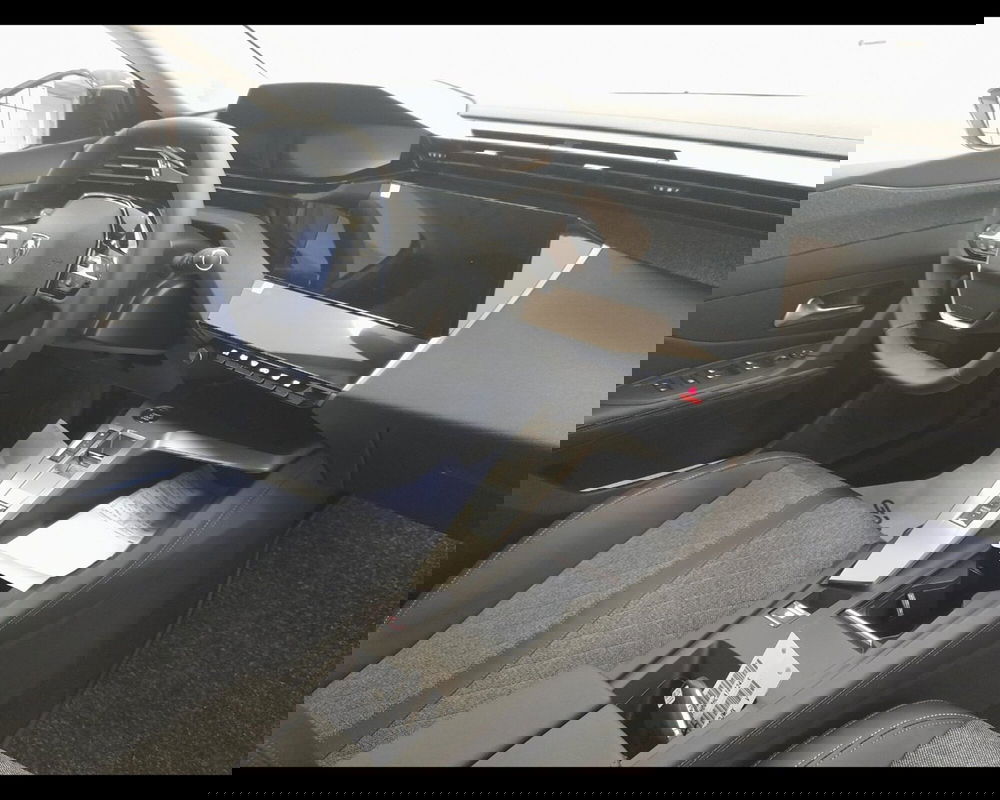 Peugeot 408 nuova a Imperia (19)