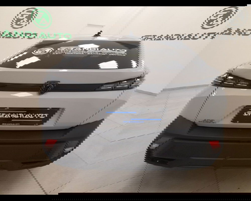 Peugeot 408 nuova a Imperia (7)