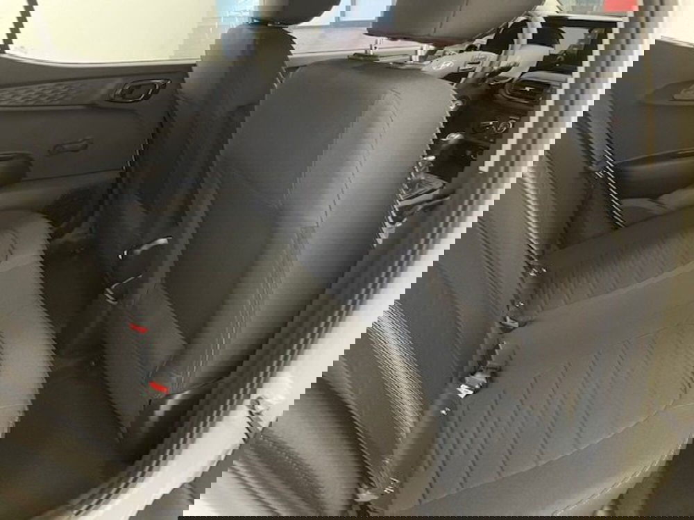 Hyundai i10 nuova a Imperia (13)