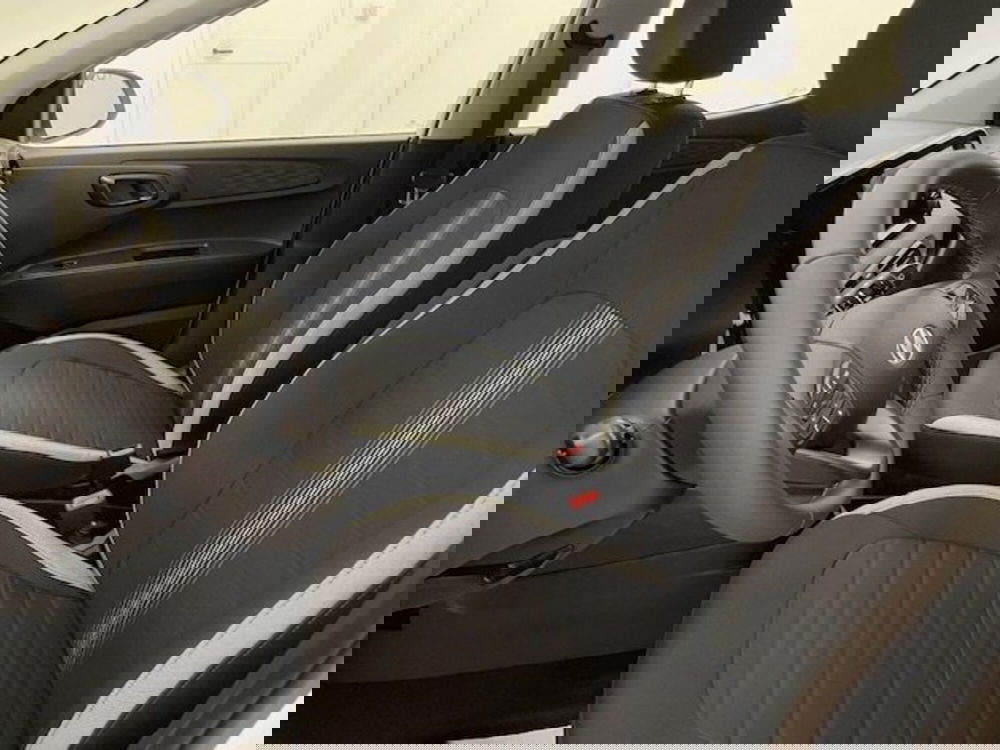 Hyundai i10 nuova a Imperia (17)