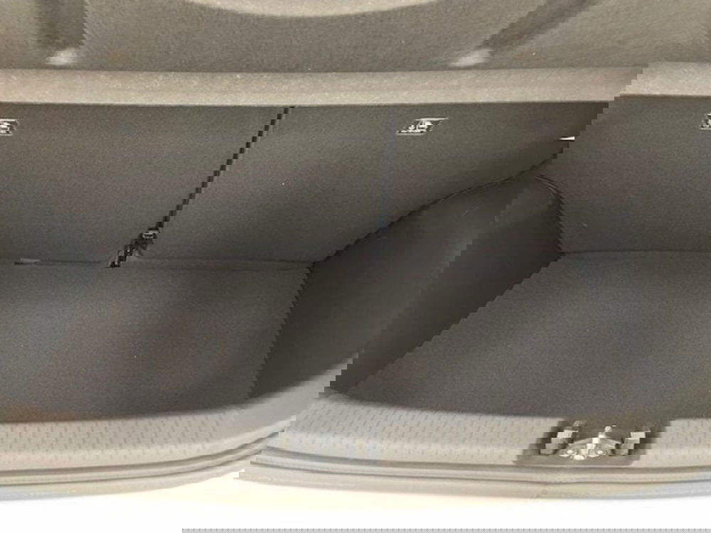 Hyundai i10 nuova a Imperia (7)