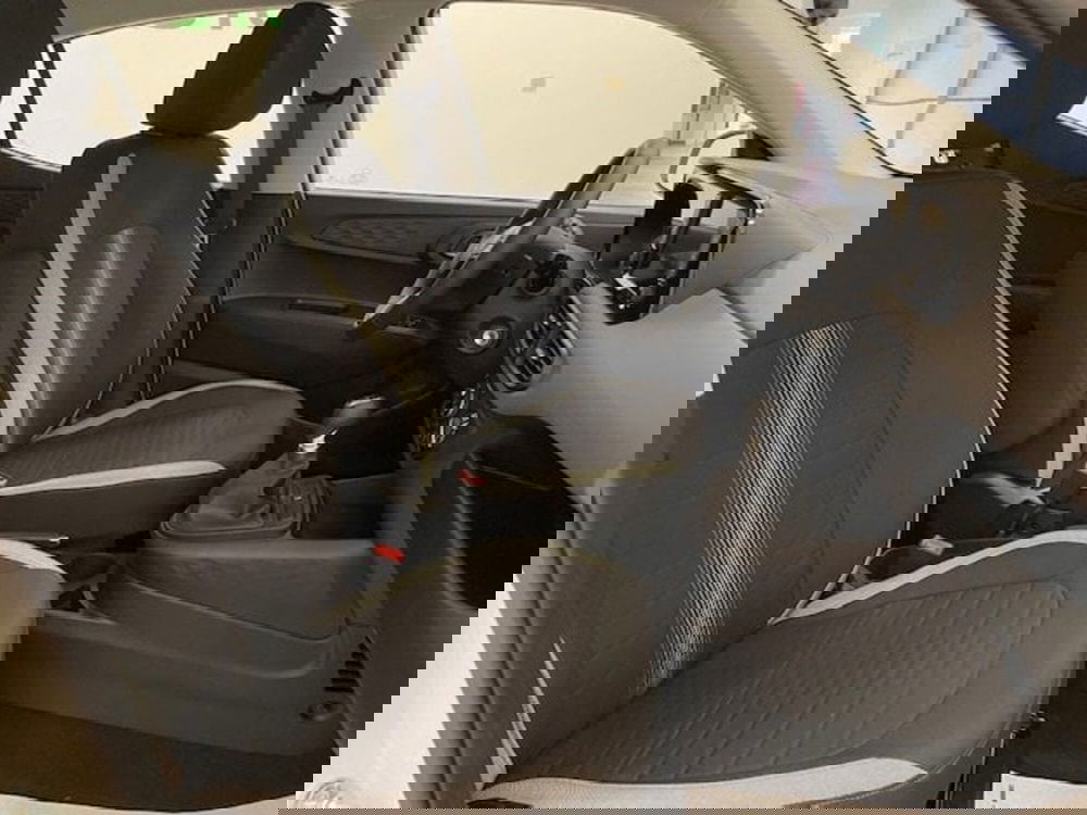 Hyundai i10 nuova a Imperia (9)