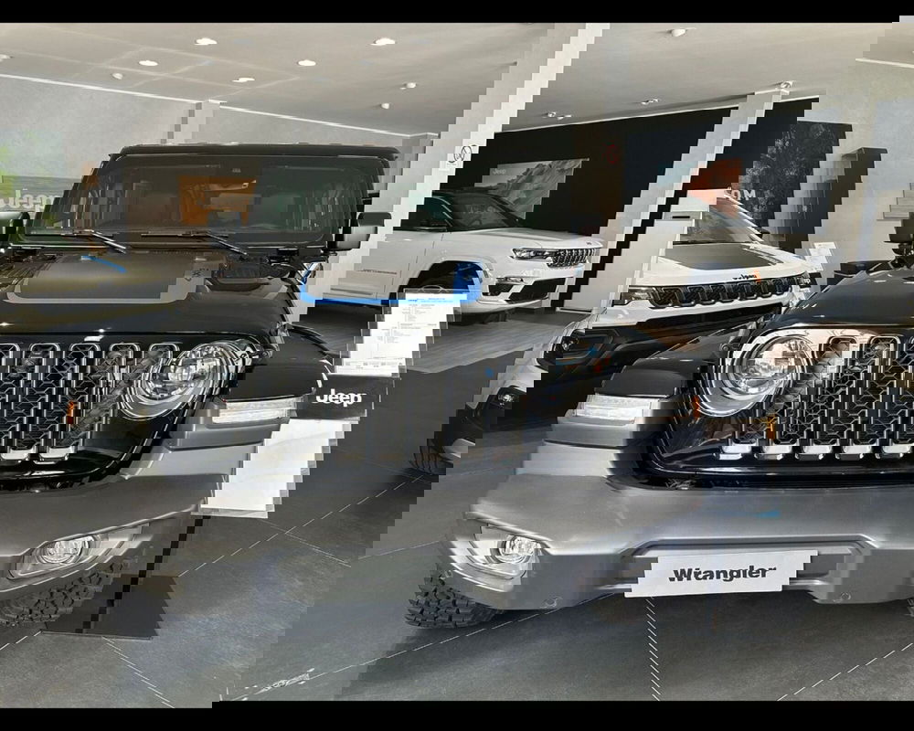 Jeep Wrangler Unlimited nuova a Imperia