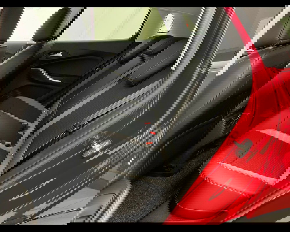 Opel Grandland nuova a Imperia (17)