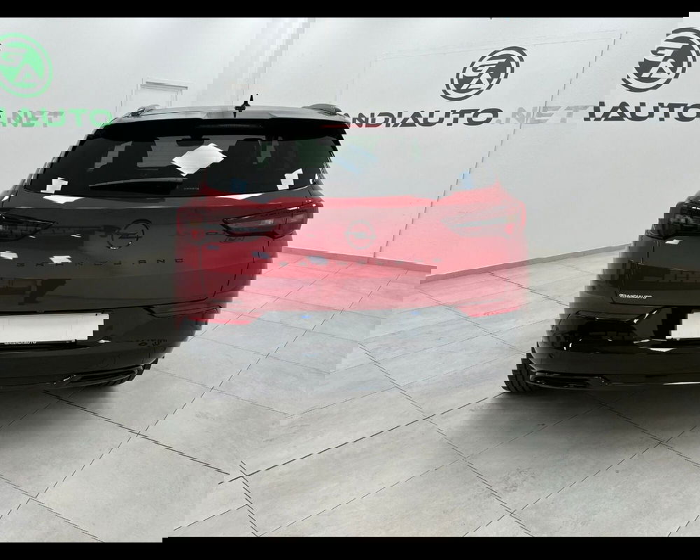 Opel Grandland nuova a Imperia (4)