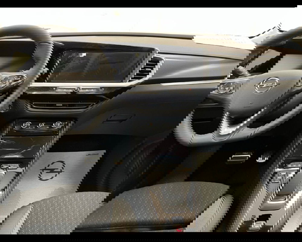 Opel Grandland nuova a Imperia (8)