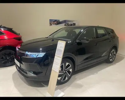 Opel Grandland 73kWh full electric Edition 213cv nuova a Sanremo