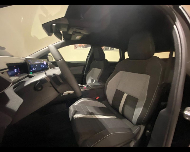 Opel Grandland nuova a Imperia (10)