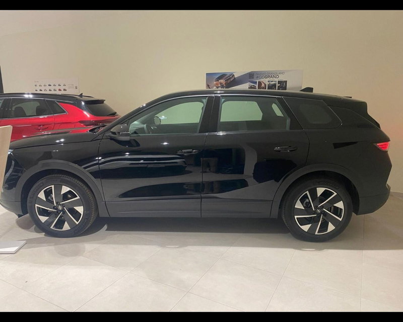 Opel Grandland nuova a Imperia (3)