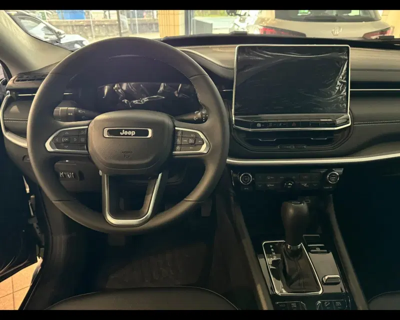 Jeep Compass nuova a Imperia (5)