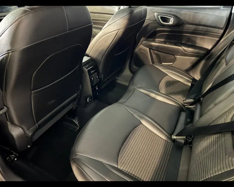 Jeep Compass nuova a Imperia (6)