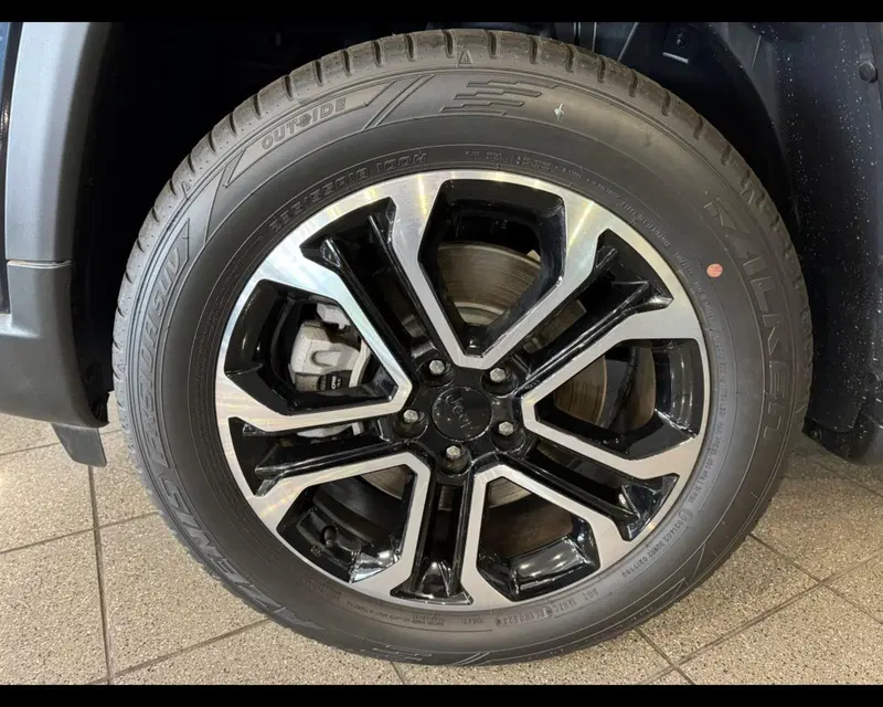 Jeep Compass nuova a Imperia (7)