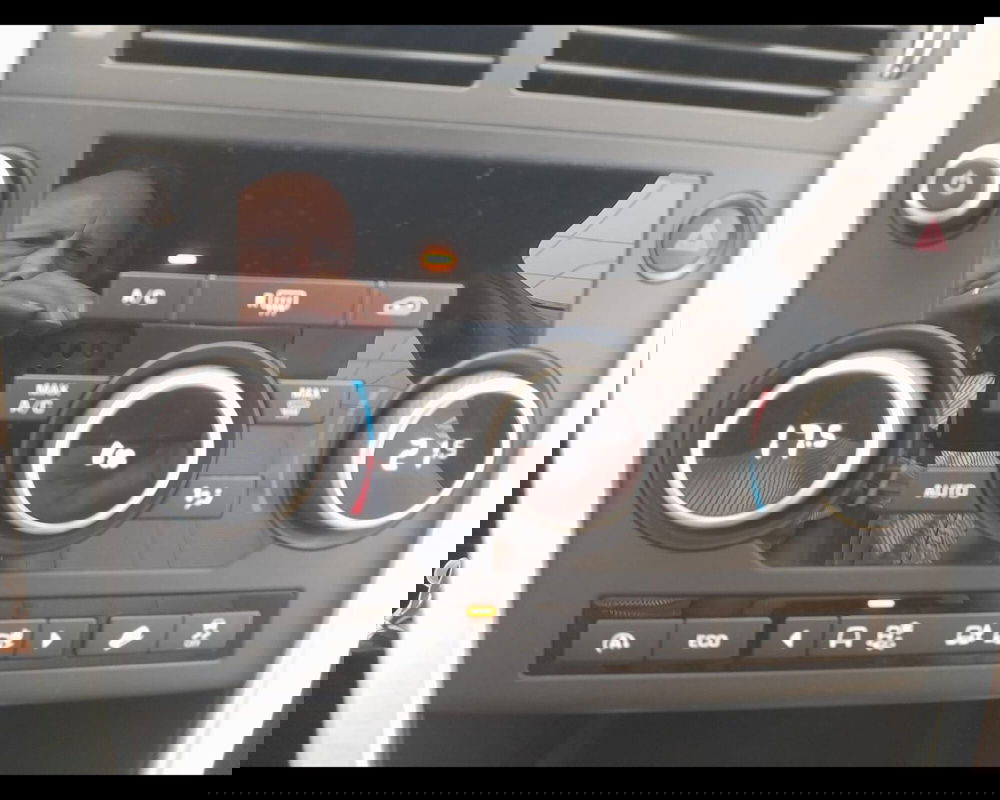 Land Rover Discovery Sport usata a Alessandria (12)