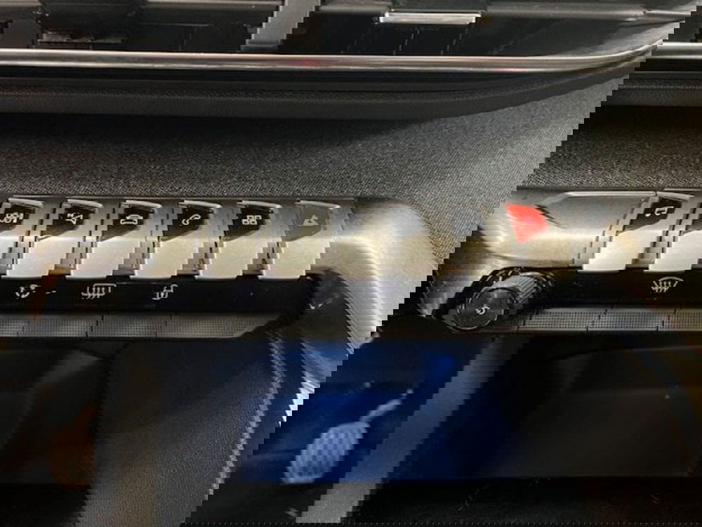 Peugeot 3008 usata a Alessandria (10)
