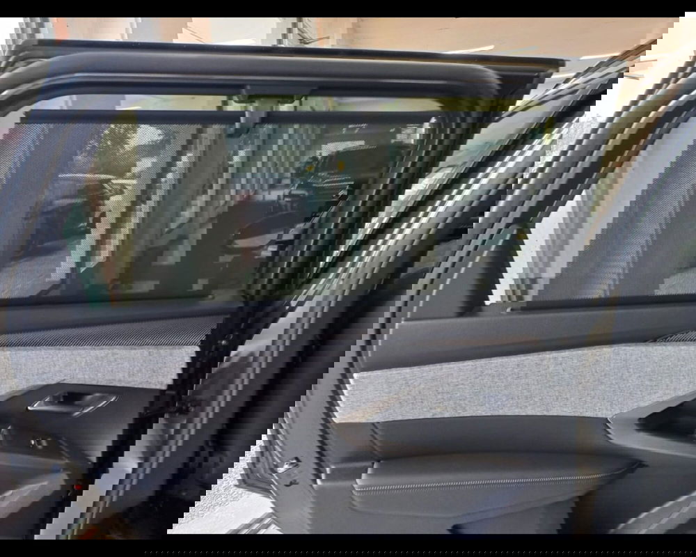 Peugeot 5008 nuova a Alessandria (14)