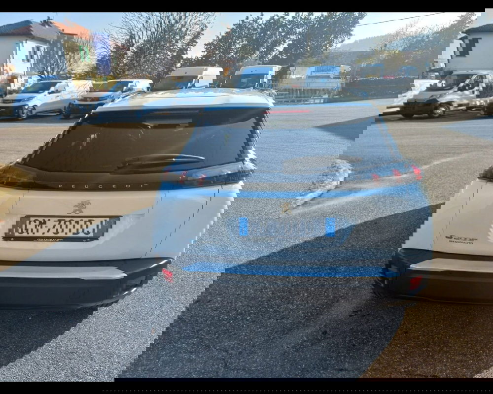 Peugeot 2008 nuova a Alessandria (4)
