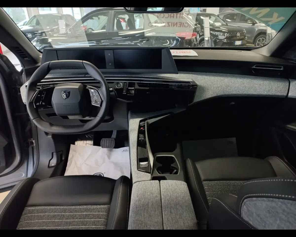 Peugeot 3008 nuova a Alessandria (11)