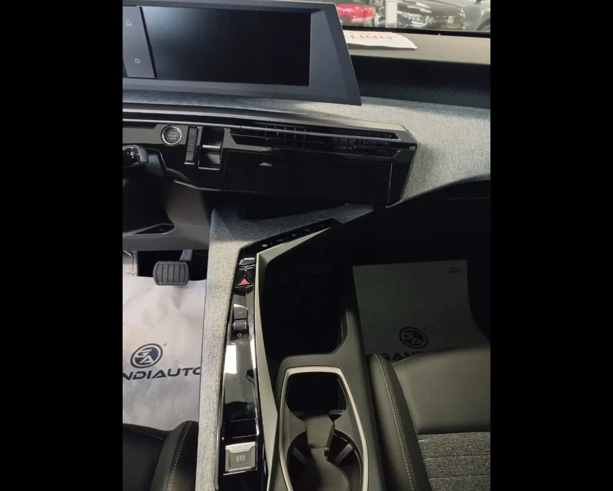 Peugeot 3008 nuova a Alessandria (13)