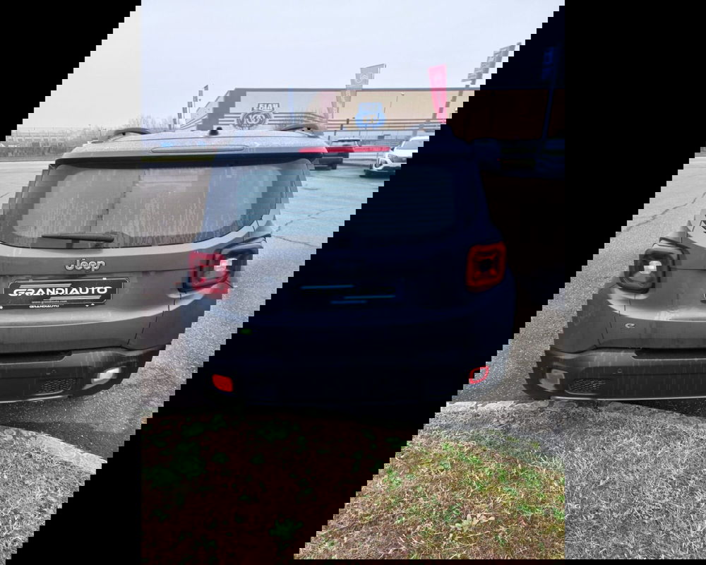 Jeep Renegade nuova a Alessandria (4)