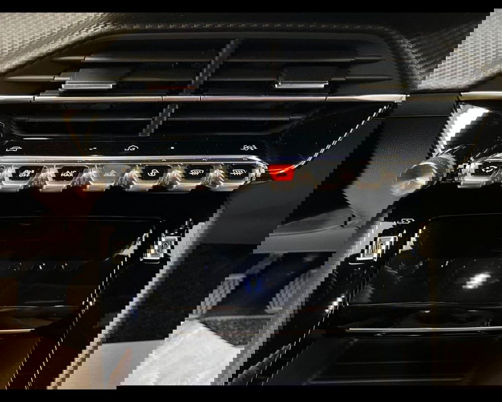 Peugeot 2008 nuova a Alessandria (16)