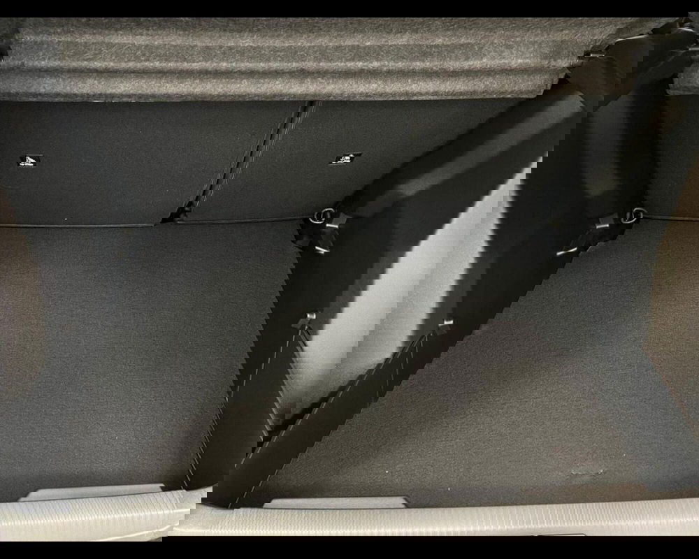 Peugeot 2008 nuova a Alessandria (9)