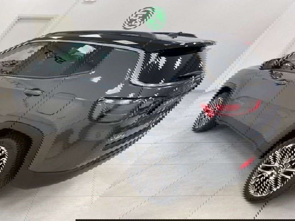 Jeep Compass nuova a Alessandria (3)