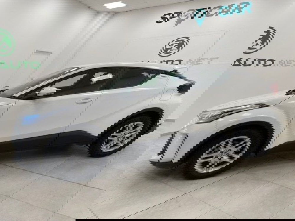 Toyota Toyota C-HR usata a Savona (2)