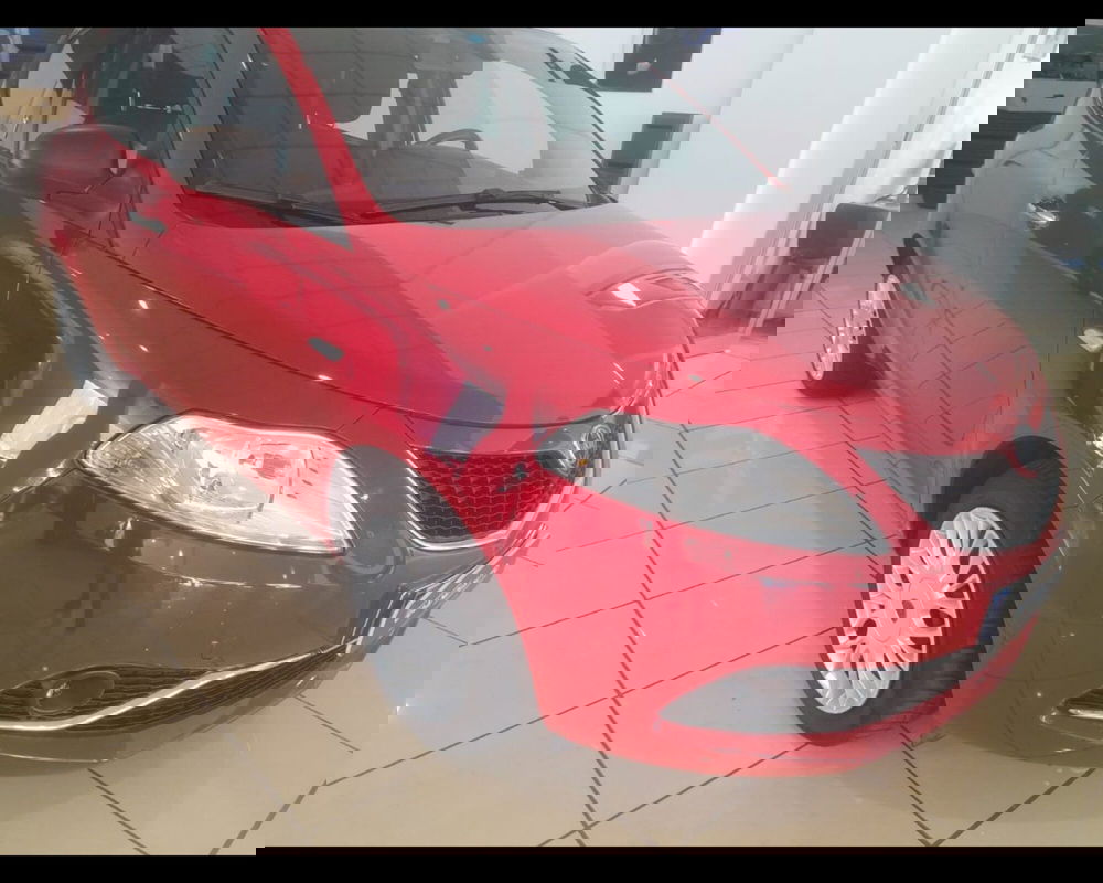 Lancia Ypsilon usata a Alessandria (7)