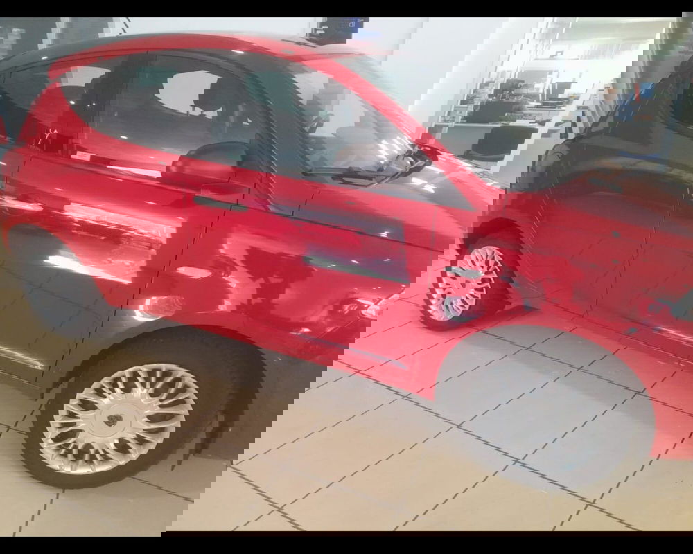 Lancia Ypsilon usata a Alessandria (8)