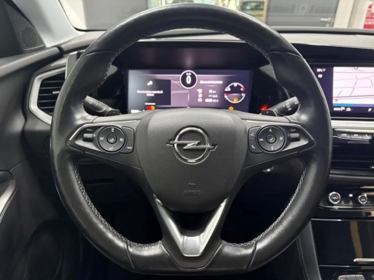 Opel Grandland usata a Catania (19)