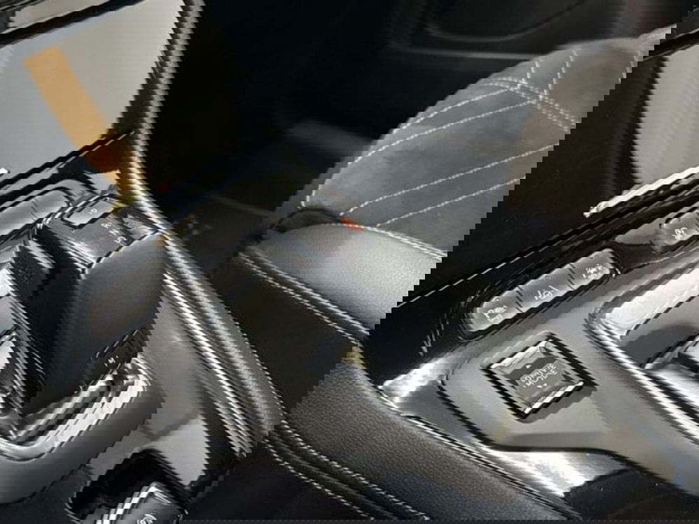 Opel Grandland usata a Catania (8)