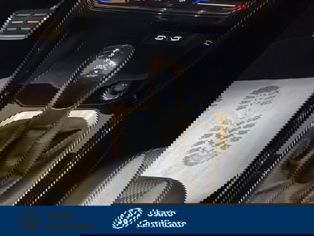 Volkswagen T-Roc usata a Vicenza (11)