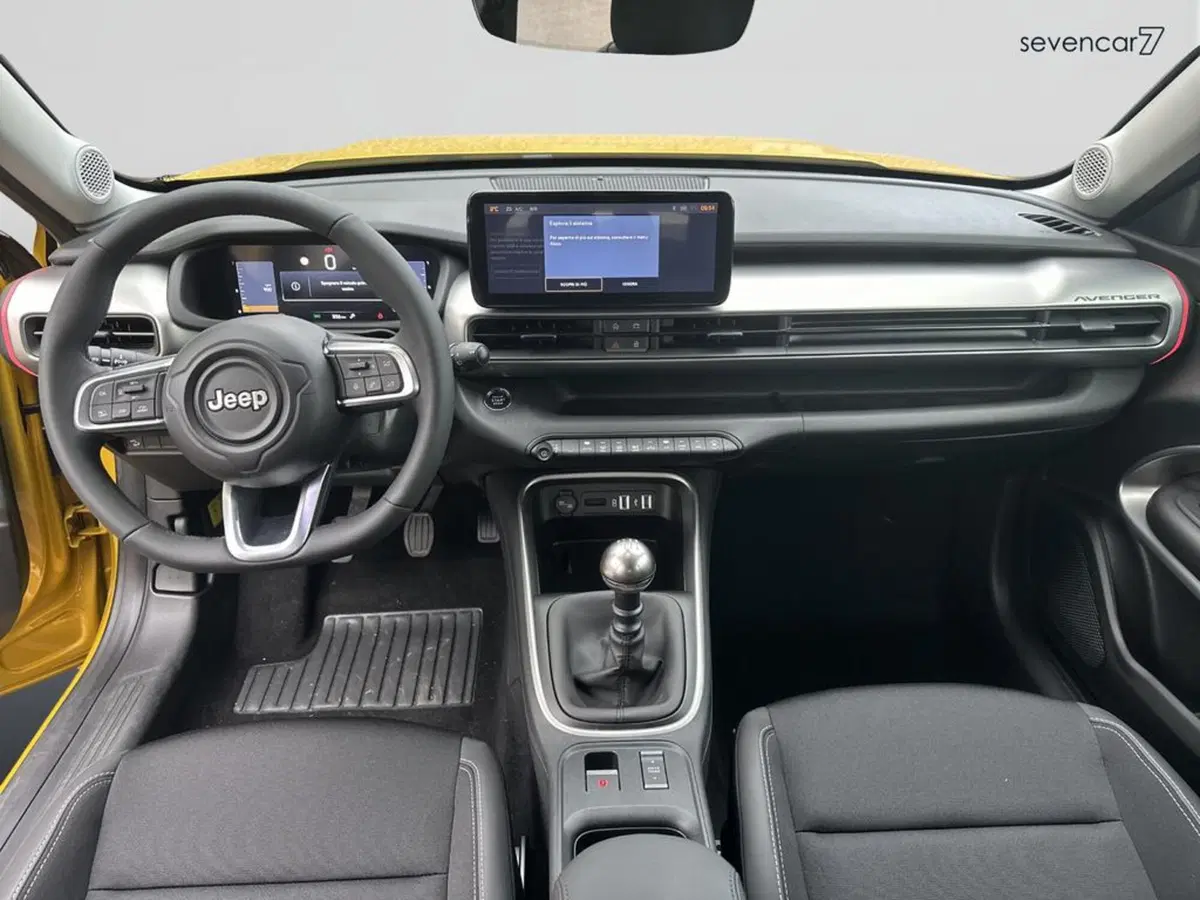 Jeep Avenger nuova a Verona (10)