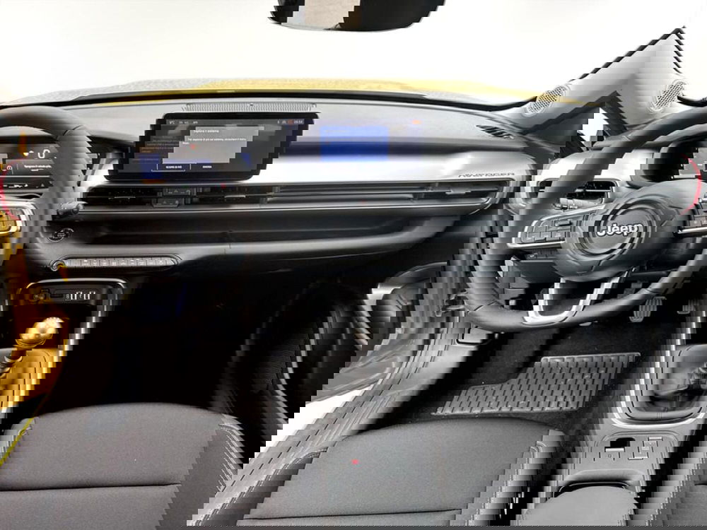 Jeep Avenger nuova a Verona (10)