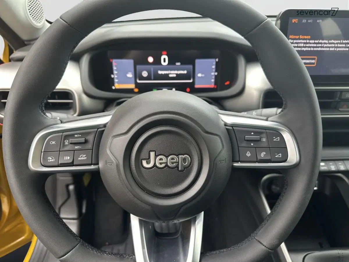 Jeep Avenger nuova a Verona (12)