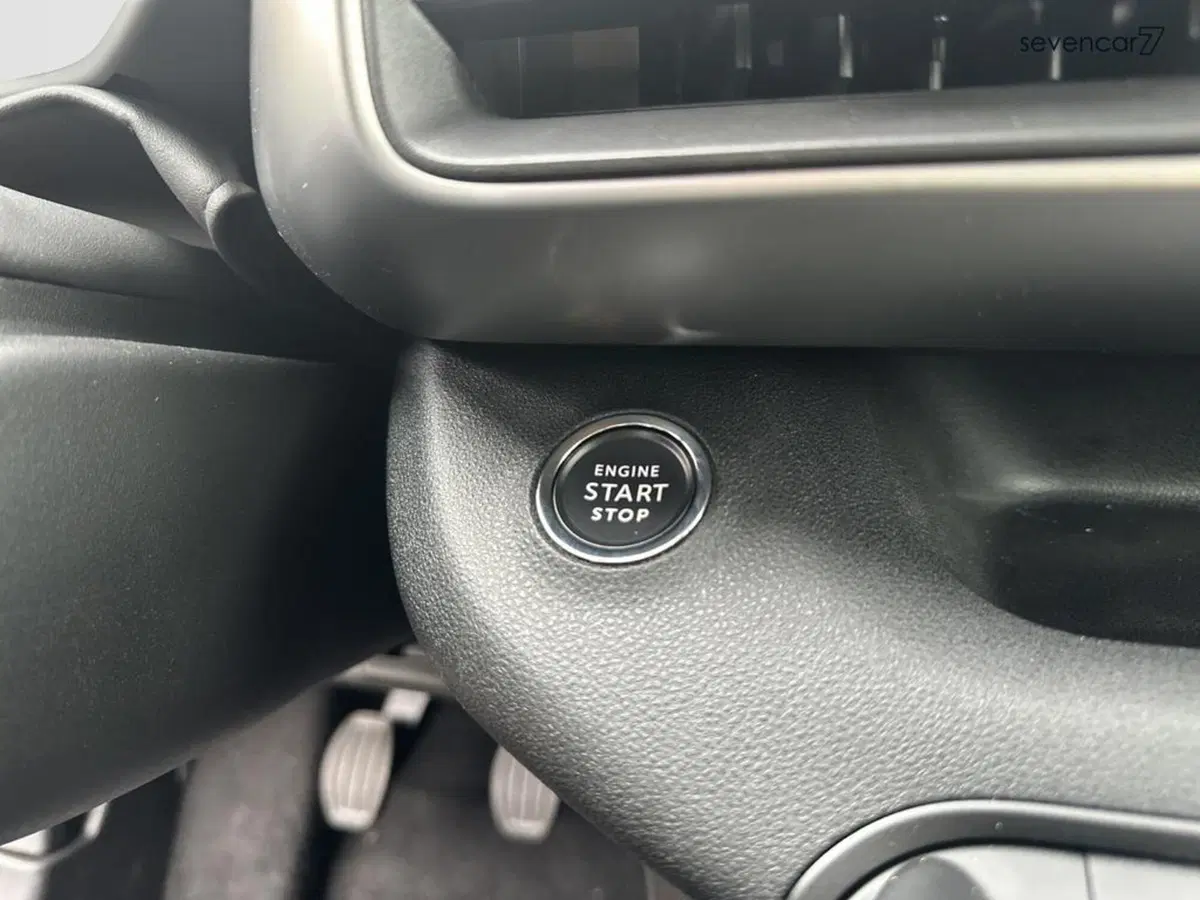 Jeep Avenger nuova a Verona (15)