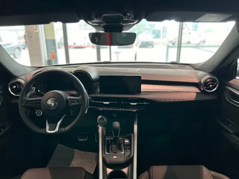 Alfa Romeo Tonale nuova a Verona (9)