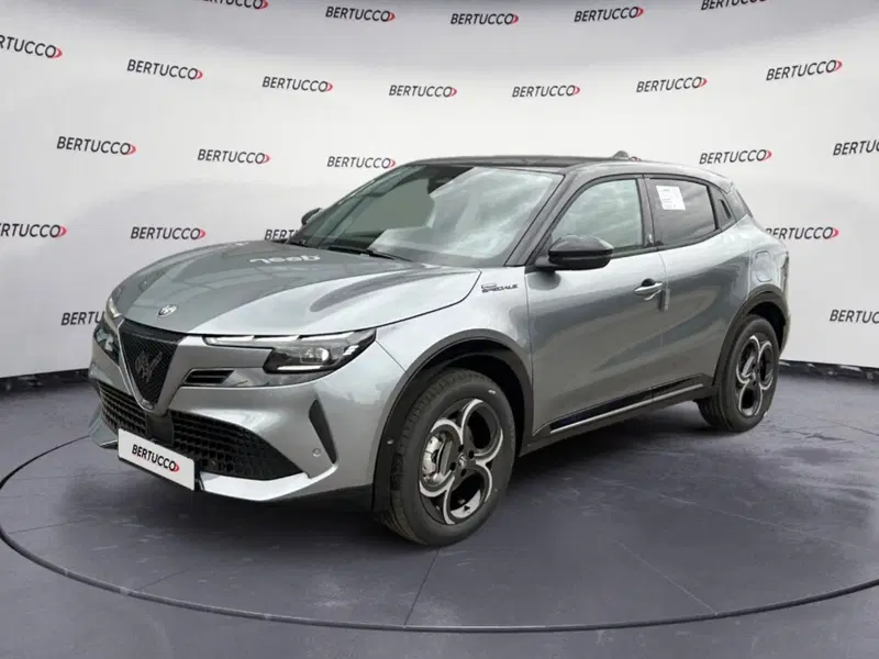 Alfa Romeo Junior nuova a Verona (2)