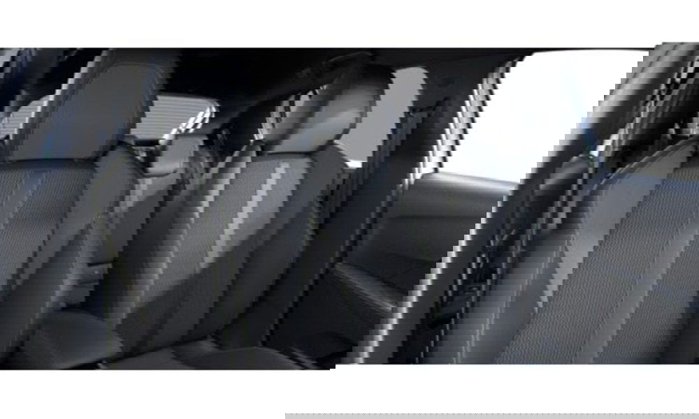 Peugeot 208 nuova a Milano (8)