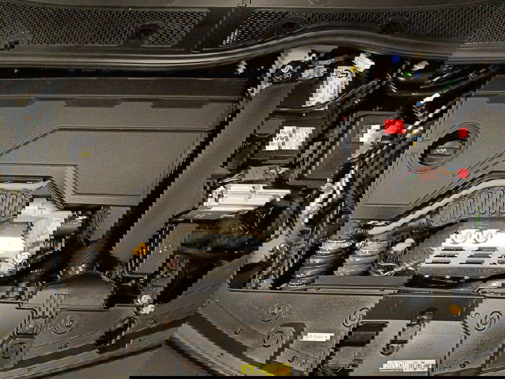 Lancia Ypsilon usata a Macerata (10)